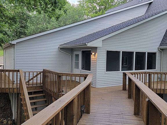 Enclosed patio/walkways