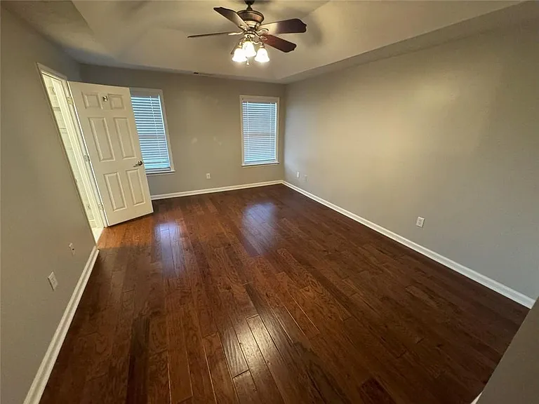 1425 Overland Xing — Photo 22