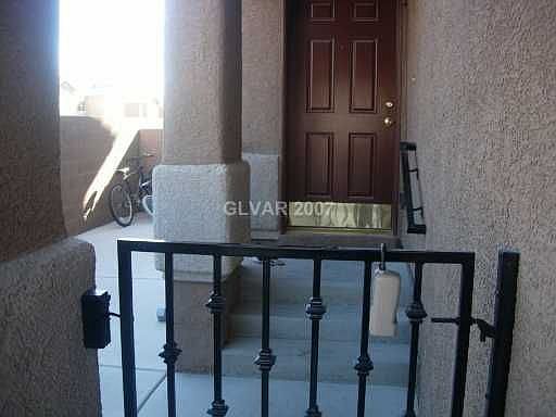 2nd image of 9223 Pembrook Falls Ave