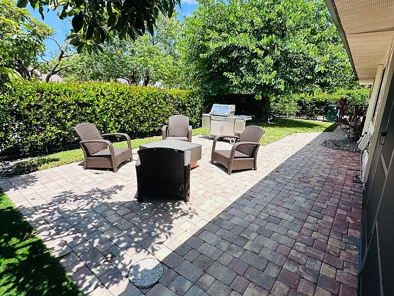 1056 Milano Dr — Photo 19