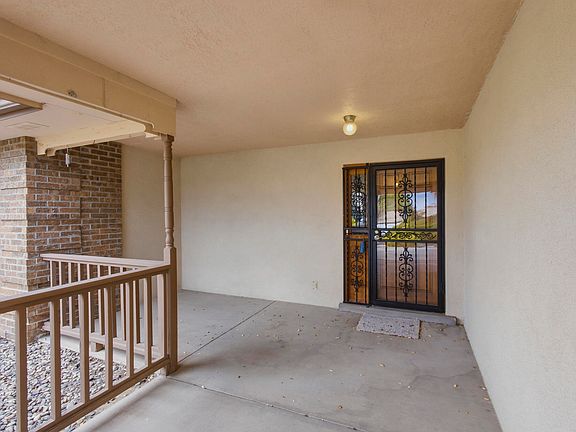 5th image of 339 Nicklaus Dr SE