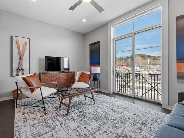 51 Elm Street #310, Laconia, NH 03246