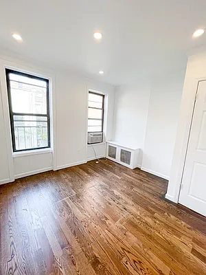 Rented by Urban Real Estate Inc | media 7