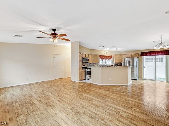 3rd image of 5043 Mascaro Dr