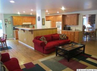 7 Oxford Rd, Jackson, NJ 08527