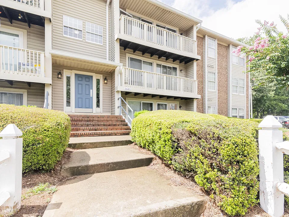 1641 Arlyn Cir #L-1-1