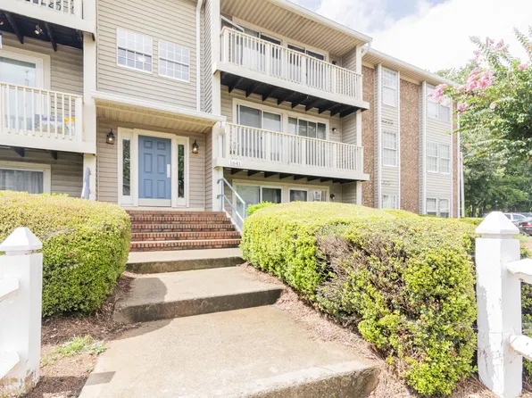 1641 Arlyn Cir, Charlotte, NC