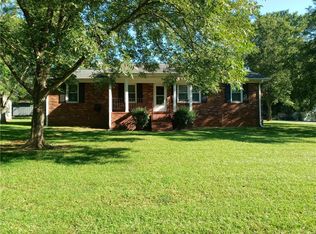 515 Lena Dr, Easley, SC 29640