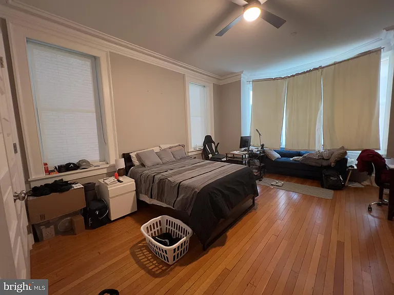 2126 Locust St #1R — Photo 24