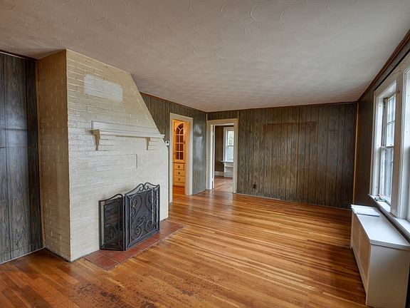5th image of 37 Hastings Ln