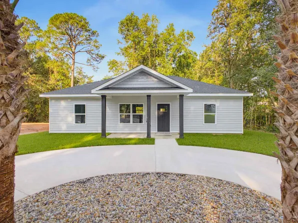 4145 Woodfin Cir, Pace, FL 32571