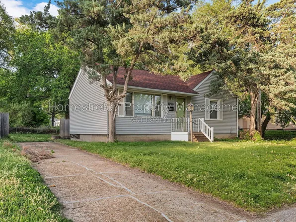8253 Frost Ave, Saint Louis, MO 63134