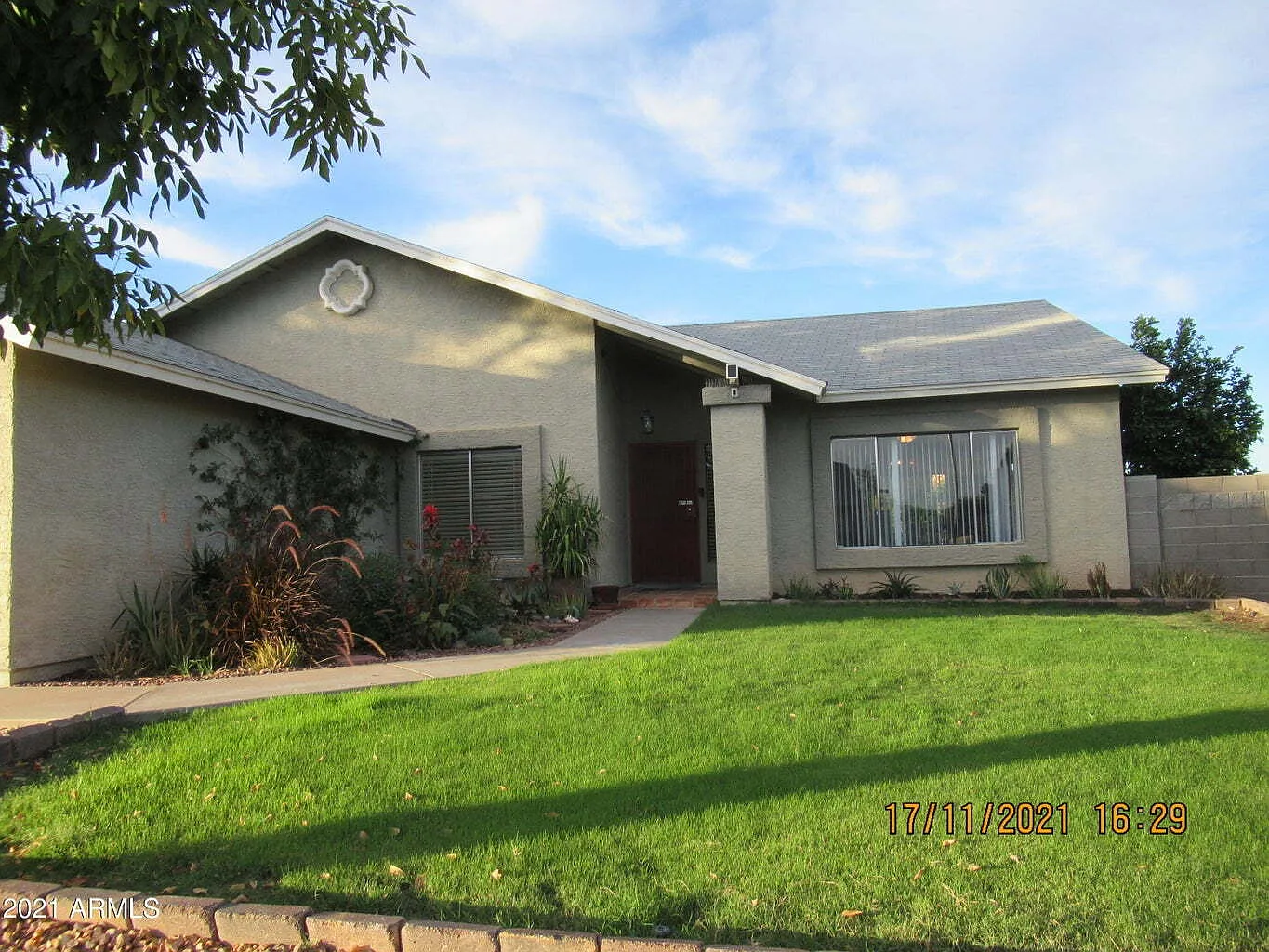 3 bed, 2.0 bath, 1778 sqft, $2,495 — Photo 4