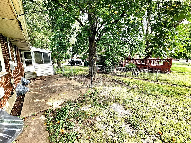 1130 Forest Home Dr — Photo 20