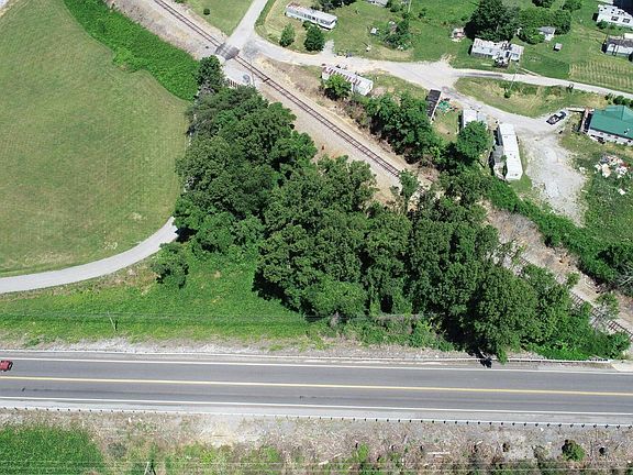4th image of Old Highway 33
