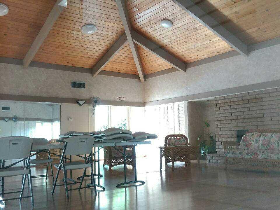 2nd image of 485 Daisydell Ct