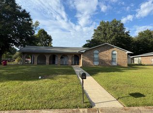 119 Valencia Cir, Centerville, GA 31028