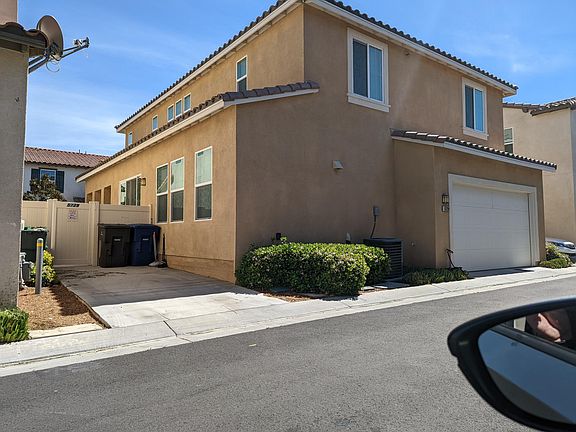 Side Parking & Garage