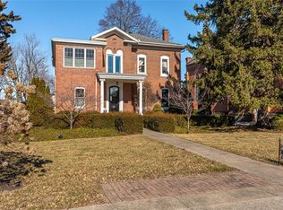 514 W 2nd South St, Carlinville, IL 62626