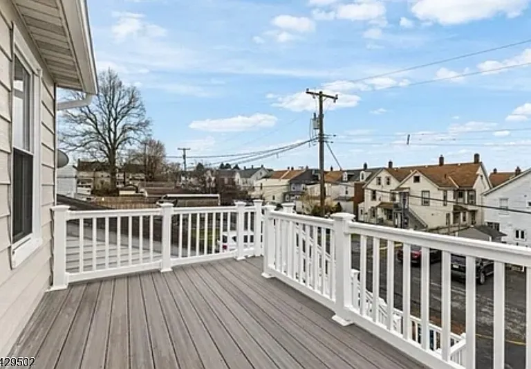 31 Glen Ave #TOP — Photo 16