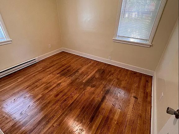 4th image of 1508 Silver Ave