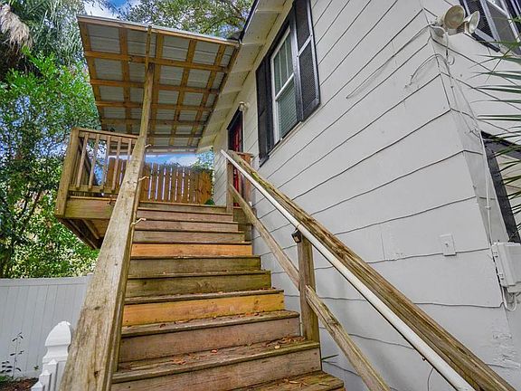 2nd image of 24 1/2 Marion Ave