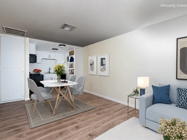 526 Greystone Ln APT 4, Hemet, CA 92543