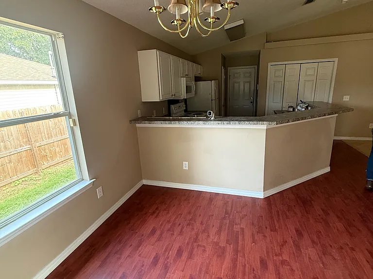 6091 White Creek Ln — Photo 1