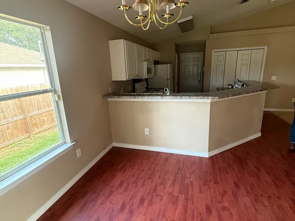 6091 White Creek Ln, Milton, FL 32570