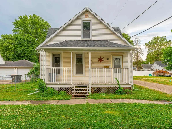 414 S McLean St, Lincoln, IL 62656