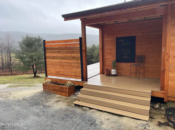 21 Jerusalem Rd, Tyringham, MA 01264