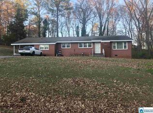 605 Dogwood Ln, Weaver, AL 36277