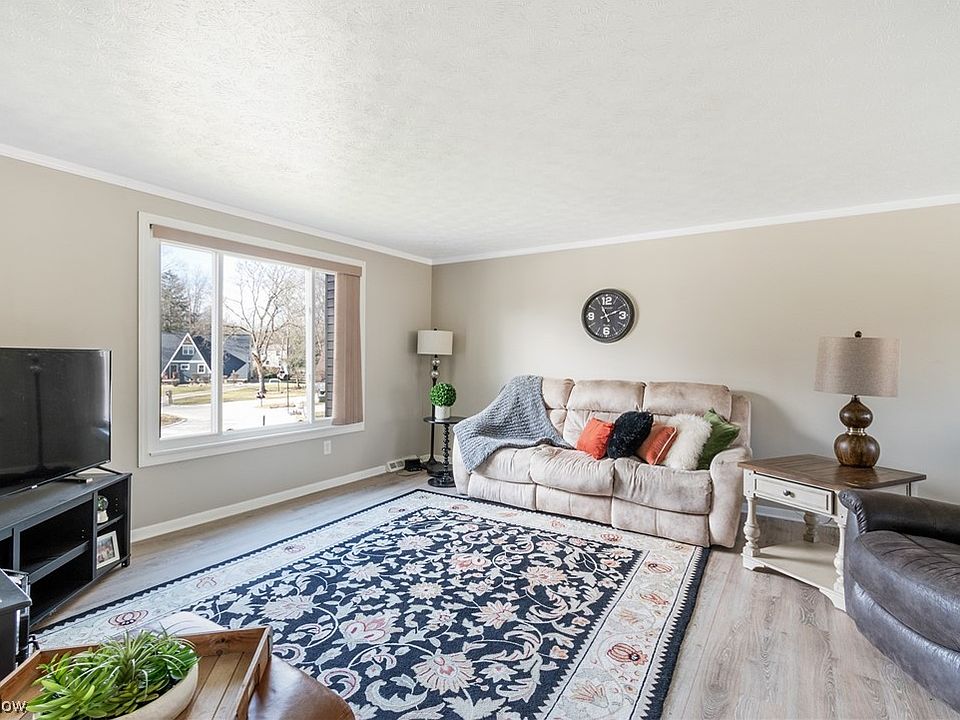 10325 Smugglers Cv, Reminderville, OH 44202 Zillow