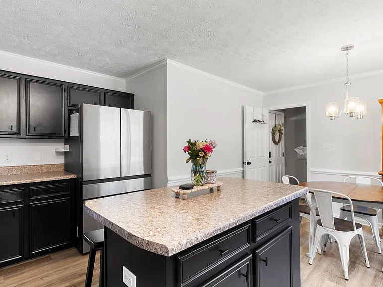 4531 Mobius Rd — Photo 11