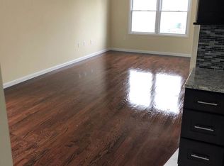 1035 William St, Elizabeth, NJ 07201
