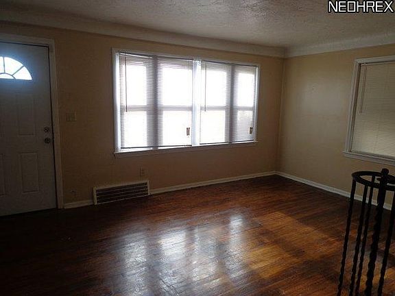 2nd image of 26901 Forestview Ave