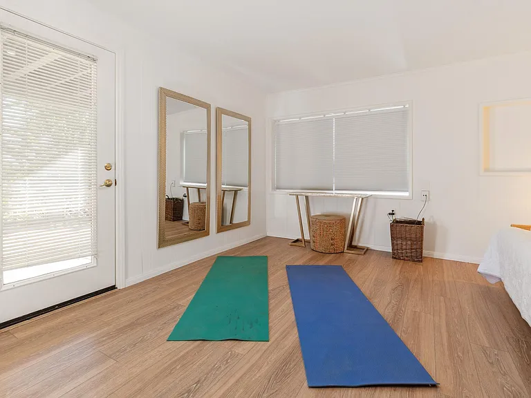 3875 Rogers Rd — Photo 14