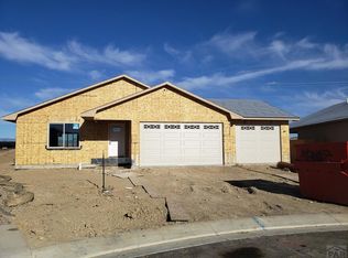 2409 Sunrise Ln, Pueblo, CO 81008