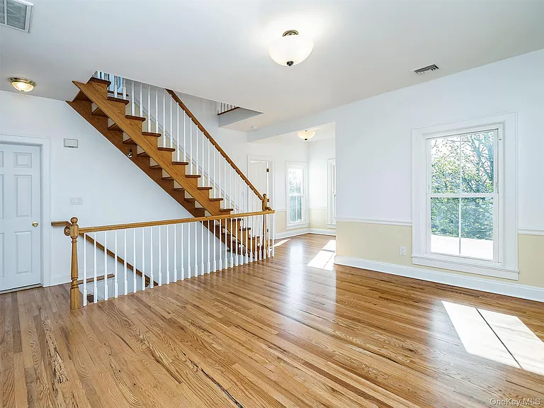 26 Summit Ave #2 — Photo 6
