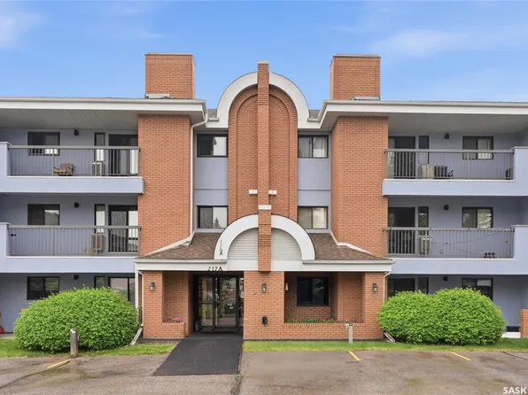 UNIT 212-217A Cree PLACE, Saskatoon, SK S7K 7Z3