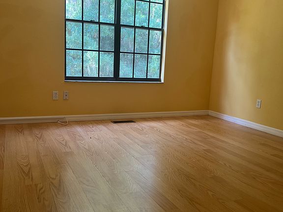 4th image of 16634 Brigadoon Dr #1