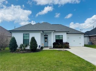 1106 Gassen St, Luling, LA 70070