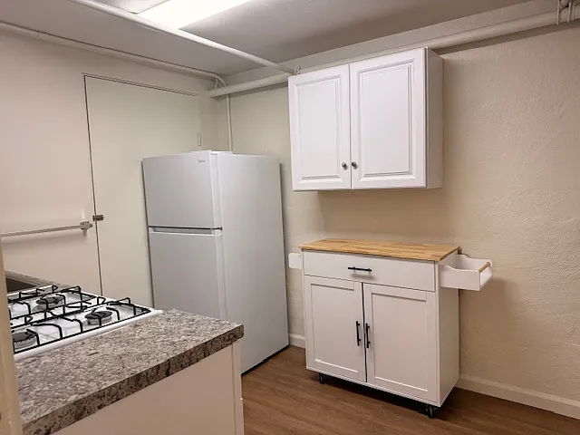 1124 Nipomo St #C — Photo 3