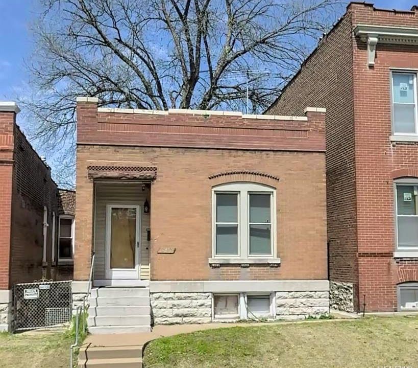 1st image of 3215 Mount Pleasant St
