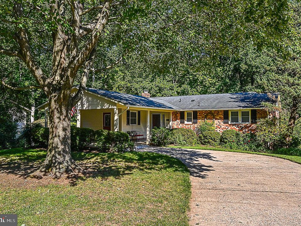 1st image of 4757 Tapestry Dr