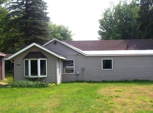 2609 W 4th Ave, Sault Sainte Marie, MI 49783