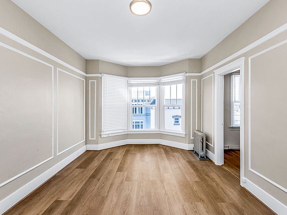2nd image of 1720 Leavenworth St #10