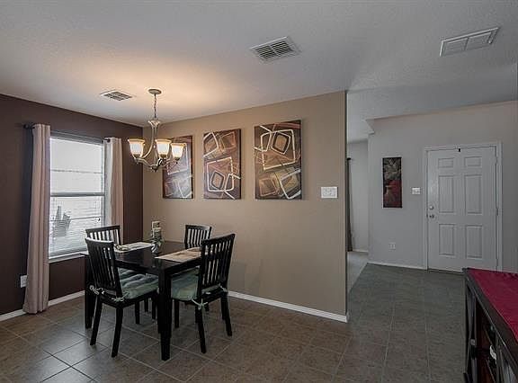 4th image of 2812 Dexter Ct