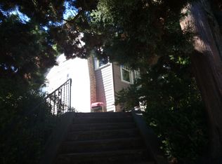 121 McGraw St, Seattle, WA 98109