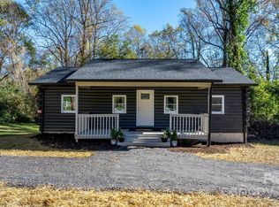 744 22nd St NE, Hickory, NC 28601